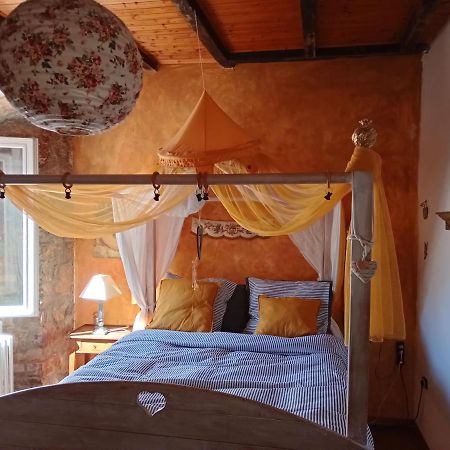 Morelli House Guest House Montalbo Exterior foto