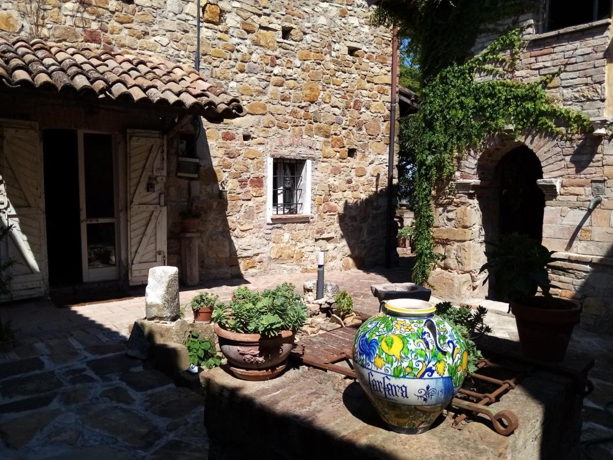 Morelli House Guest House Montalbo Exterior foto