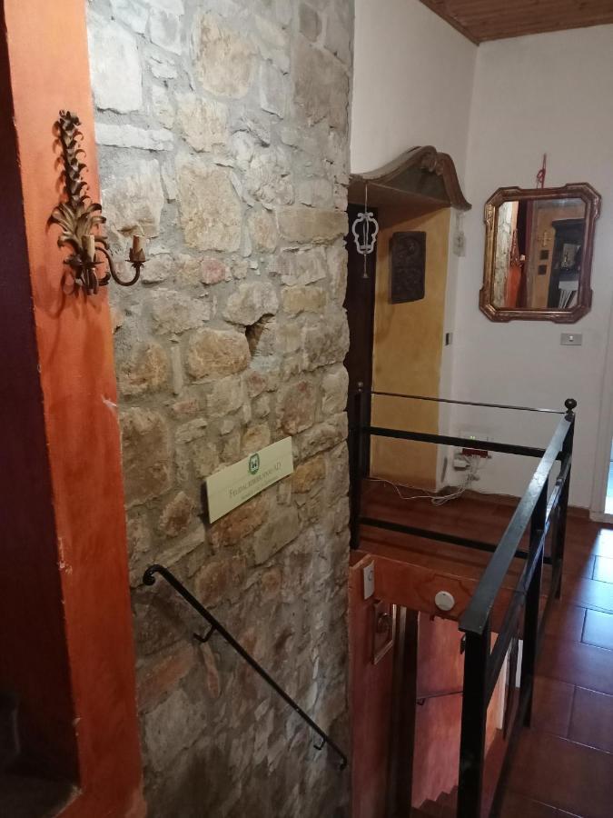 Morelli House Guest House Montalbo Exterior foto