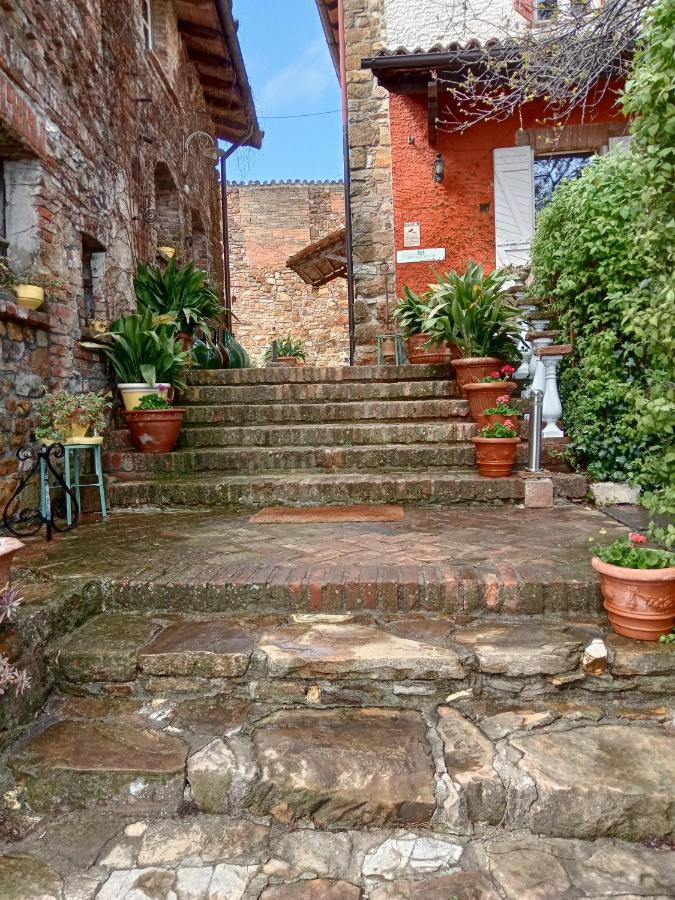 Morelli House Guest House Montalbo Exterior foto