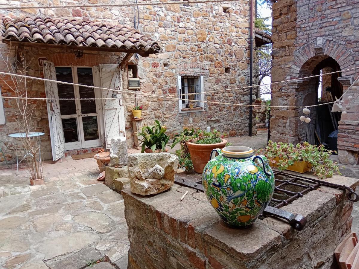 Morelli House Guest House Montalbo Exterior foto