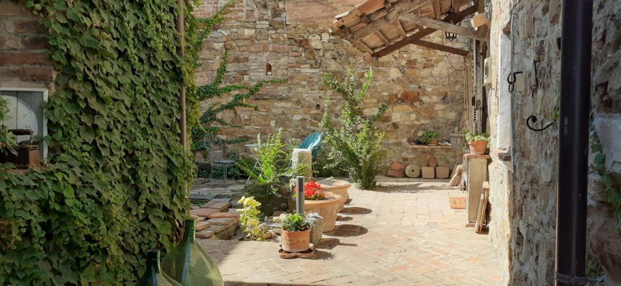 Morelli House Guest House Montalbo Exterior foto