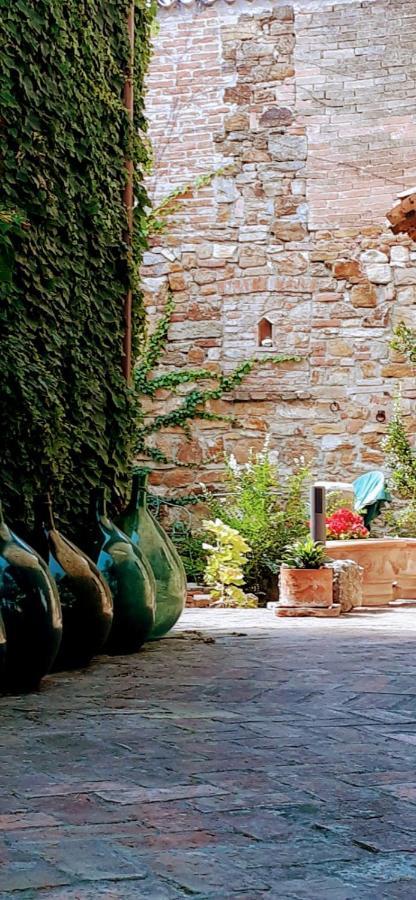 Morelli House Guest House Montalbo Exterior foto